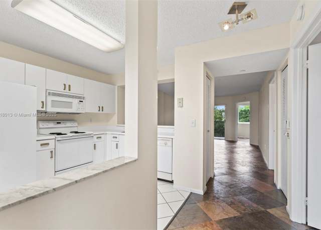 Property at 9511 Weldon Cir Unit G406, Tamarac, FL 33321, 2 beds, 1.5 baths