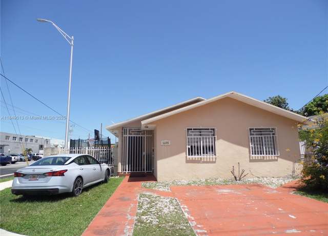 Property at 1695 W 6th Ave, Hialeah, FL 33010, 3 beds, 2 baths