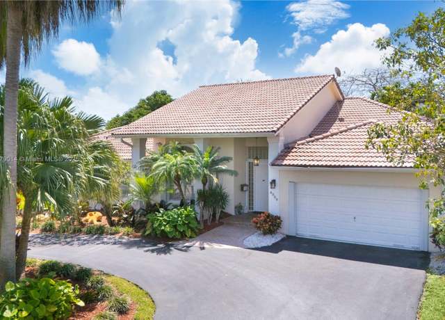 Property at 8350 SW 138th Ter, Palmetto Bay, FL 33158, 4 beds, 3 baths
