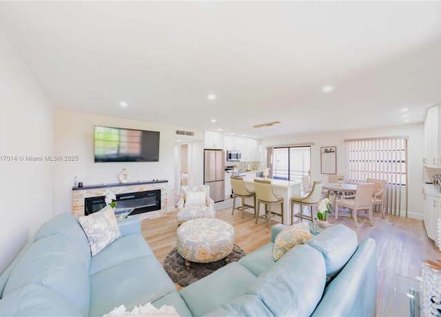 Property at 126 Piedmont C #126, Delray Beach, FL 33484, 2 beds, 2 baths