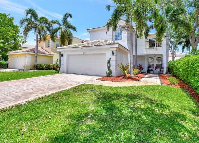 Property at 8879 Chestnut Ridge Way, Boynton Beach, FL 33473, 4 beds, 2.5 baths