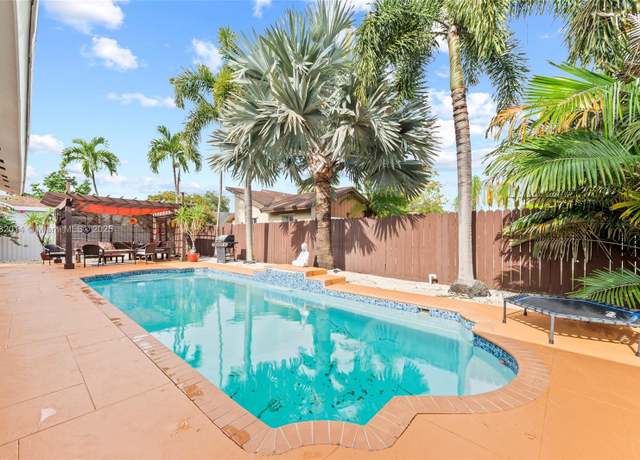 Property at 17130 SW 93rd Ave, Palmetto Bay, FL 33157, 3 beds, 2 baths