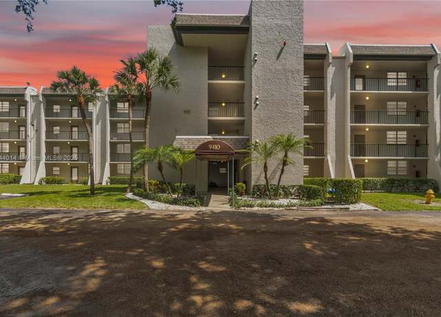 Property at 9410 Poinciana Pl #206, Davie, FL 33324, 2 beds, 2 baths