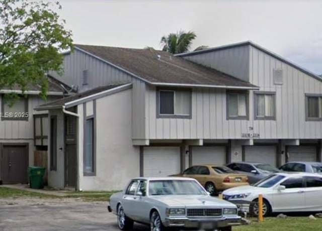 Property at 2108 NW 59th Ter Unit 79-A, Lauderhill, FL 33313, 2 beds, 1.5 baths
