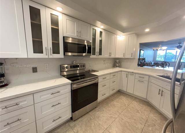 Property at 2521 NW 104th Ave #109, Sunrise, FL 33322, 3 beds, 2 baths