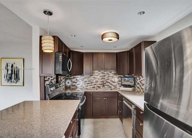 Property at 67 Burgundy B #67, Delray Beach, FL 33484, 2 beds, 2 baths