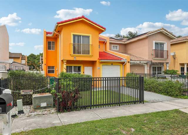 Property at 620 SW 7th Ter, Florida City, FL 33034, 3 beds, 2.5 baths