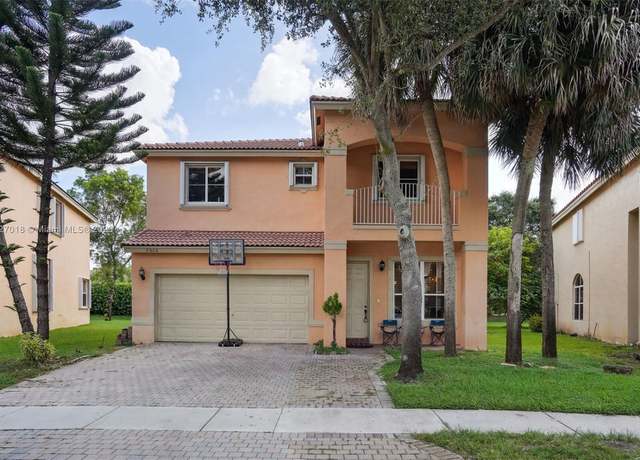 Photo of 7625 NW 23rd St, Pembroke Pines, FL 33024