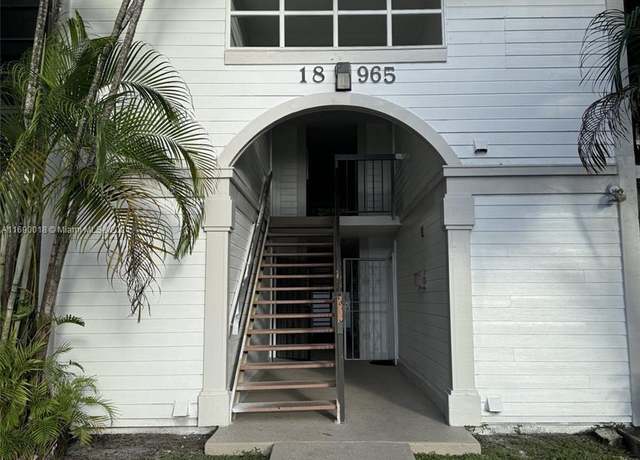 Property at 18965 NW 62nd Ave #105, Hialeah, FL 33015, 2 beds, 1 bath