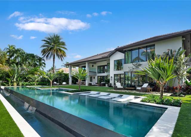 Property at 110 Holiday Dr, Hallandale Beach, FL 33009, 6 beds, 8 baths