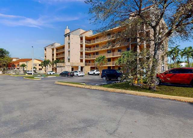 Property at 10155 NW 9th St Cir Unit 4-403, Miami, FL 33172, 1 bed, 1 bath