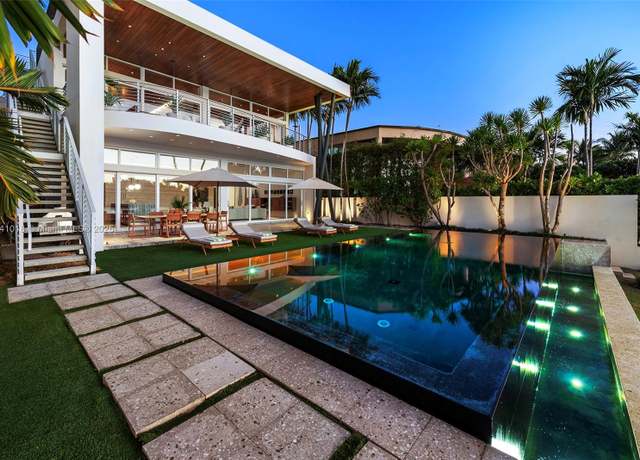 Property at 610 W Dilido Dr, Miami Beach, FL 33139, 5 beds, 5.5 baths