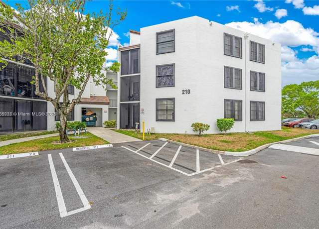 Property at 210 Lake Pointe Dr #109, Oakland Park, FL 33309, 2 beds, 2 baths