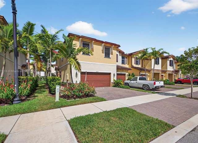 Property at 4691 Brumby Ter, Davie, FL 33314, 3 beds, 2.5 baths