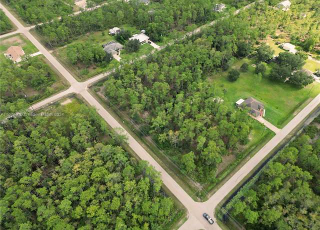 Property at 3104 E 23 St, Lehigh Acres, FL 33920