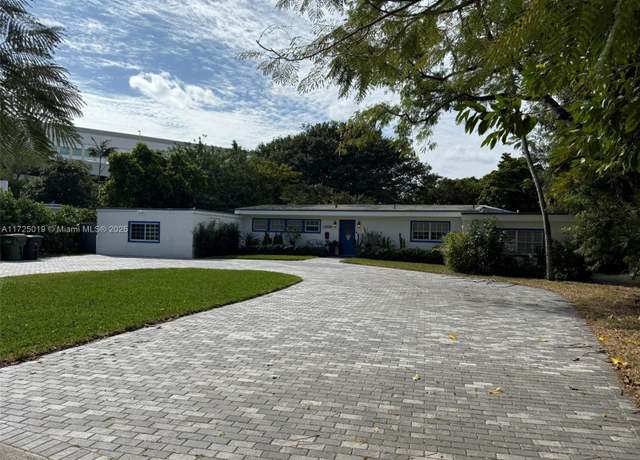 Property at 12500 Alamanda Dr, North Miami, FL 33181, 2 beds, 3 baths