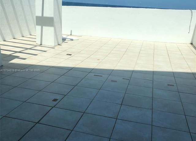 Property at 7600 Collins Ave #1008, Miami Beach, FL 33141, 1 bed, 1.5 baths