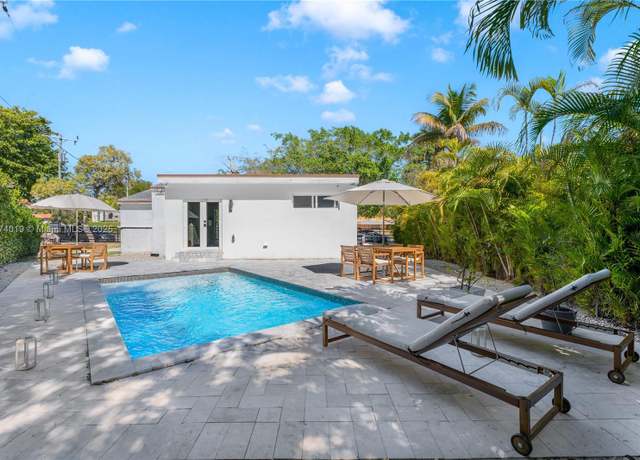 Property at 990 SW 11th St, Miami, FL 33129, 3 beds, 2 baths