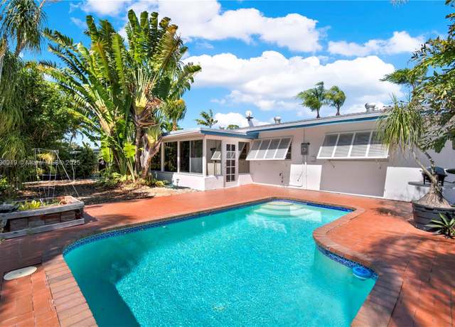 Property at 20430 Marlin Rd, Cutler Bay, FL 33189, 2 beds, 2 baths