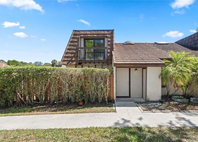 Property at 4020 Palm Bay Cir Unit B, West Palm Beach, FL 33406, 3 beds, 2 baths