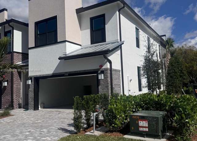 Property at 750 NW 82nd Ter, Plantation, FL 33324, 3 beds, 2.5 baths
