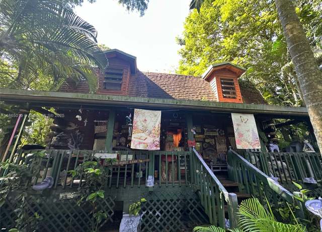 Property at 13130 N 44th Pl N, West Palm Beach, FL 33411, 3 beds, 2 baths