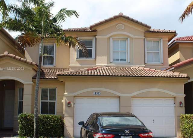 Property at 11375 NW 77th Ln, Doral, FL 33178, 4 beds, 3 baths