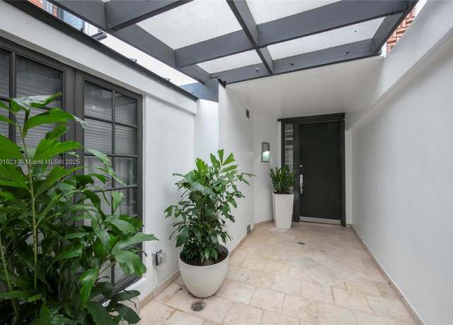 Property at 1530 NE Quayside Ter Unit A1, Miami, FL 33138, 4 beds, 4.5 baths
