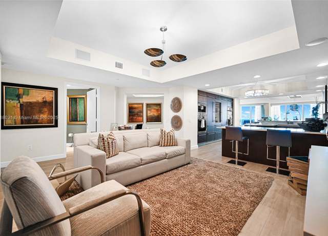 Property at 2711 S Ocean Dr #3003, Hollywood, FL 33019, 3 beds, 3.5 baths
