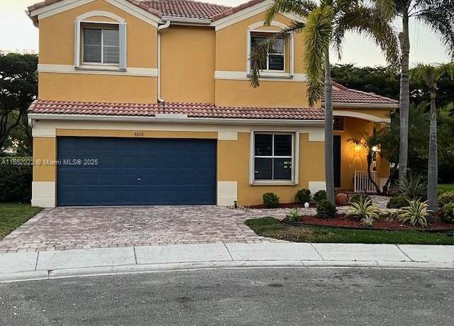 Property at 4008 Staghorn Ln, Weston, FL 33331, 4 beds, 3.5 baths