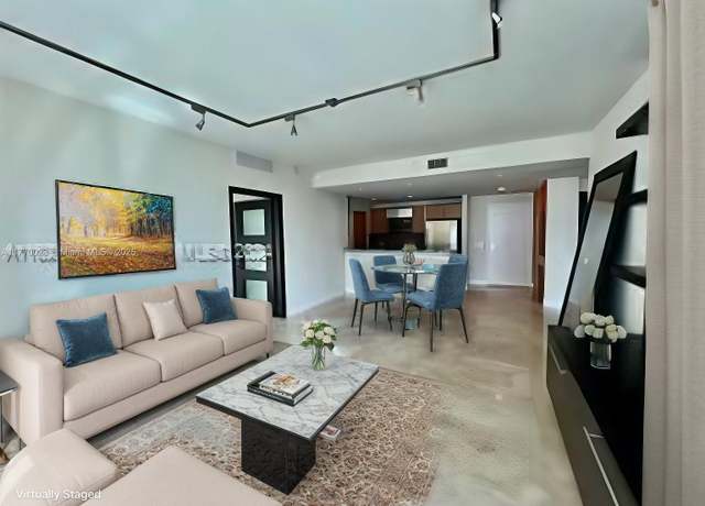 Property at 300 S Biscayne Blvd #2606, Miami, FL 33131, 2 beds, 2 baths