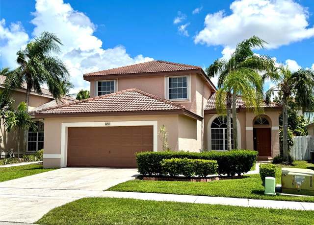 Property at 495 SW 183rd Way, Pembroke Pines, FL 33029, 4 beds, 3 baths
