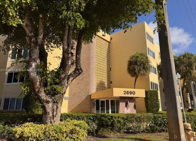 Property at 2690 SW 22 Th Ave #501, Miami, FL 33133, 2 beds, 1 bath