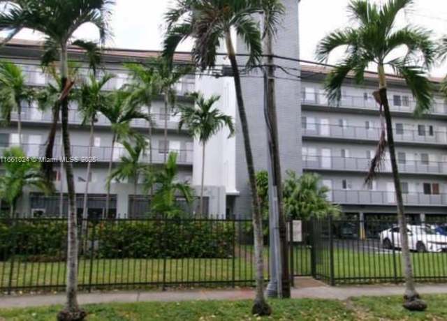 Property at 900 SW 84th Ave Unit 207A, Miami, FL 33144, 1 bed, 1 bath
