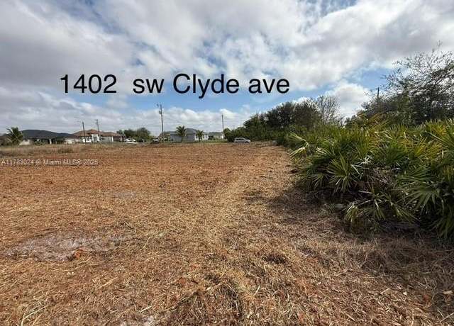Property at 1402 Clyde Ave S, Lehigh Acres, FL 33976