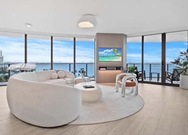 Property at 488 NE 18th St #715, Miami, FL 33132, 3 beds, 4 baths