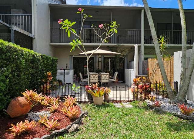 Property at 15545 SW 110th Ter, Miami, FL 33196, 3 beds, 2.5 baths