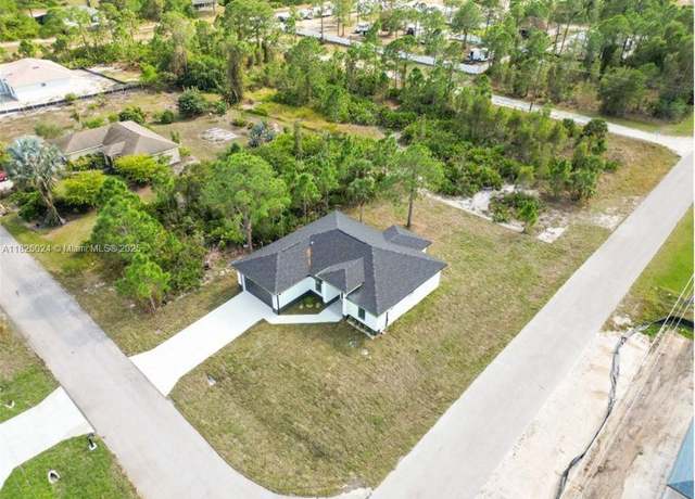 Property at 2911 37th St W, Lehigh Acres, FL 33971, 3 beds, 2 baths