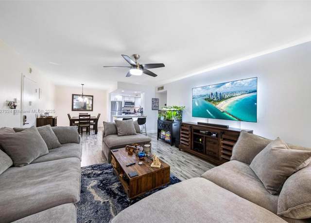 Property at 7925 SW 86th St #903, Miami, FL 33143, 1 bed, 1 bath