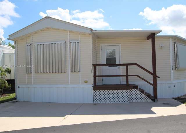 Property at 1159 SE Daniels Rd #78, Moore Haven, FL 33471, 1 bed, 1 bath