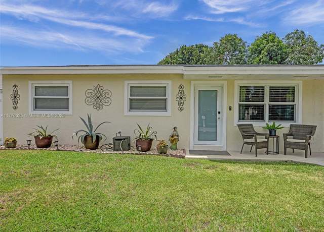 Property at 7140 Mcclellan St, Hollywood, FL 33024, 3 beds, 2 baths
