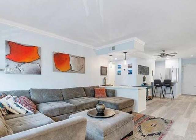 Property at 1130 11th St Unit 4E, Miami Beach, FL 33139, 1 bed, 1 bath