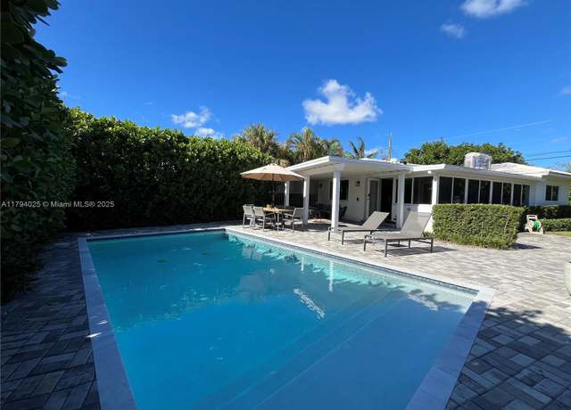 Property at 737 NE 16th St, Fort Lauderdale, FL 33304, 2 beds, 2 baths