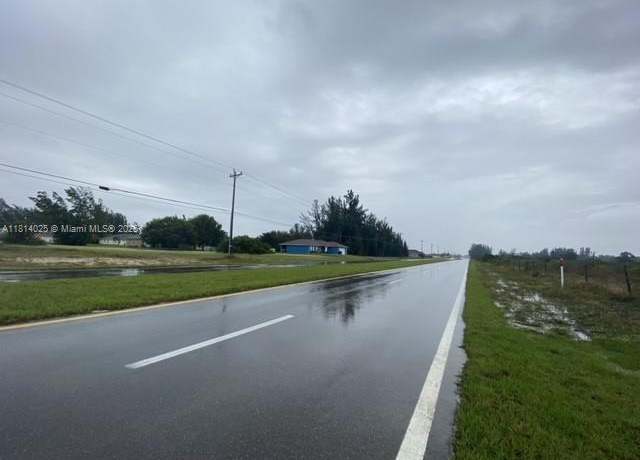 Property at 527 Nelson Rd, Cape Coral, FL 33993