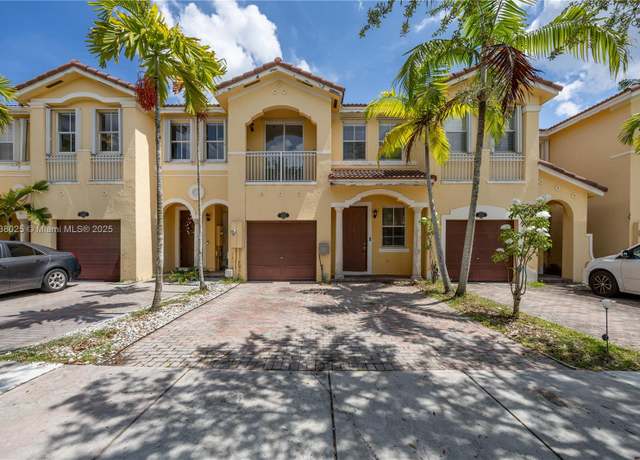 Property at 15057 SW 9th Ter, Miami, FL 33194, 4 beds, 3.5 baths