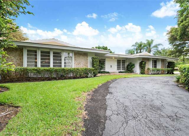 Property at 7805 SW 141st St, Palmetto Bay, FL 33158, 3 beds, 3 baths