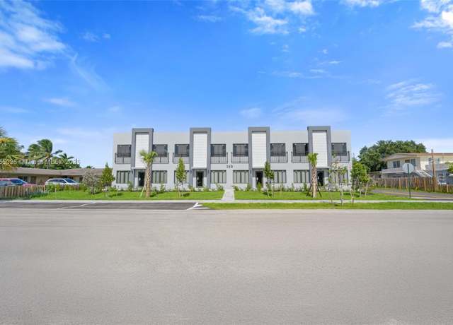 Property at 349 NW 40th St #202, Oakland Park, FL 33309, 2 beds, 2 baths