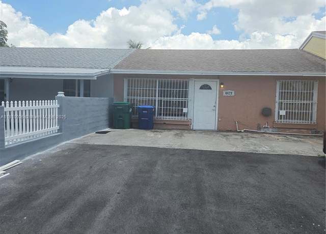 Property at 4479 NW 185th St, Miami Gardens, FL 33055, 2 beds, 1 bath