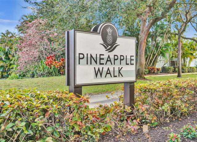 Property at 22340 Pineapple Walk Dr, Boca Raton, FL 33433, 3 beds, 2 baths