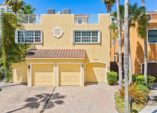 Property at 419 SW 5th St #419, Fort Lauderdale, FL 33315, 4 beds, 3.5 baths